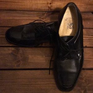 Sandro Men’s Quality shoes Size 10 1/2 Black.